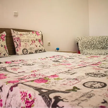 Filippou 13 Luxury Aprts With Balcony Apartment Thessaloniki