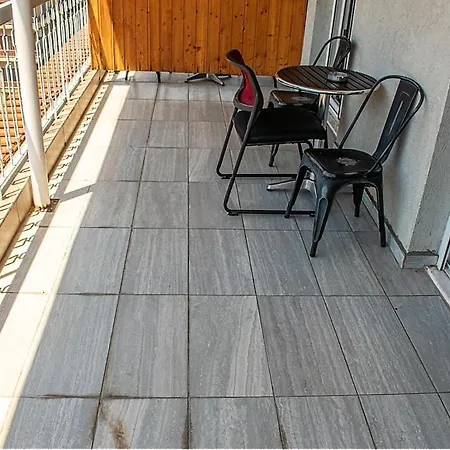 Filippou 13 Luxury Aprts With Balcony Apartment