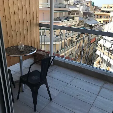 Filippou 13 Luxury Aprts With Balcony Thessaloniki